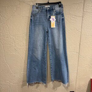 NWT - Risen Jeans - Wide leg, medium wash - Style RDP5973 - Size 29/9